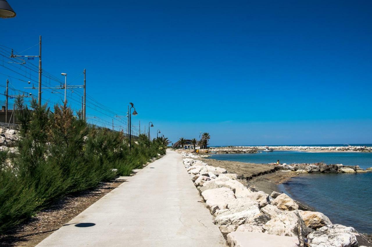 Art And Sea B&B Pedaso Dış mekan fotoğraf